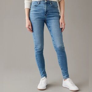 American Eagle Next Level Stretch Super High Rise Jegging Size 4 NWOT